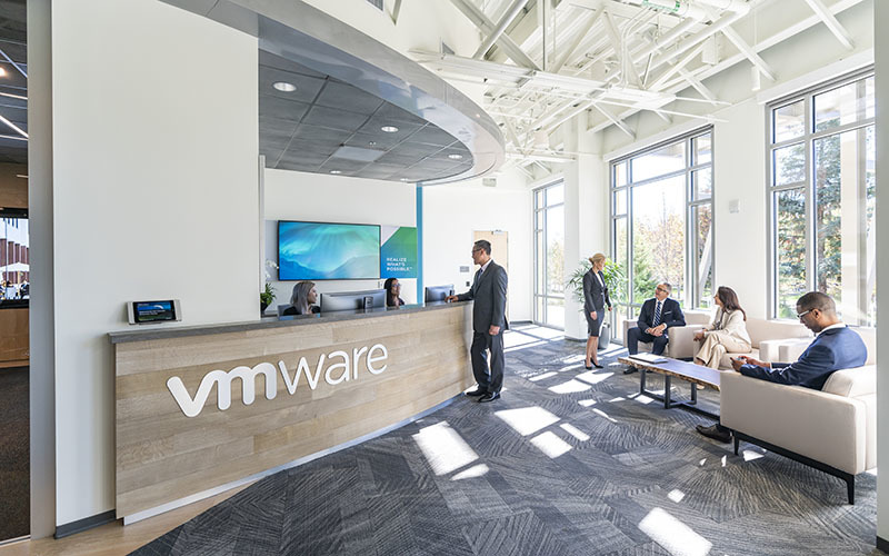 vmware-discovery-center-reception